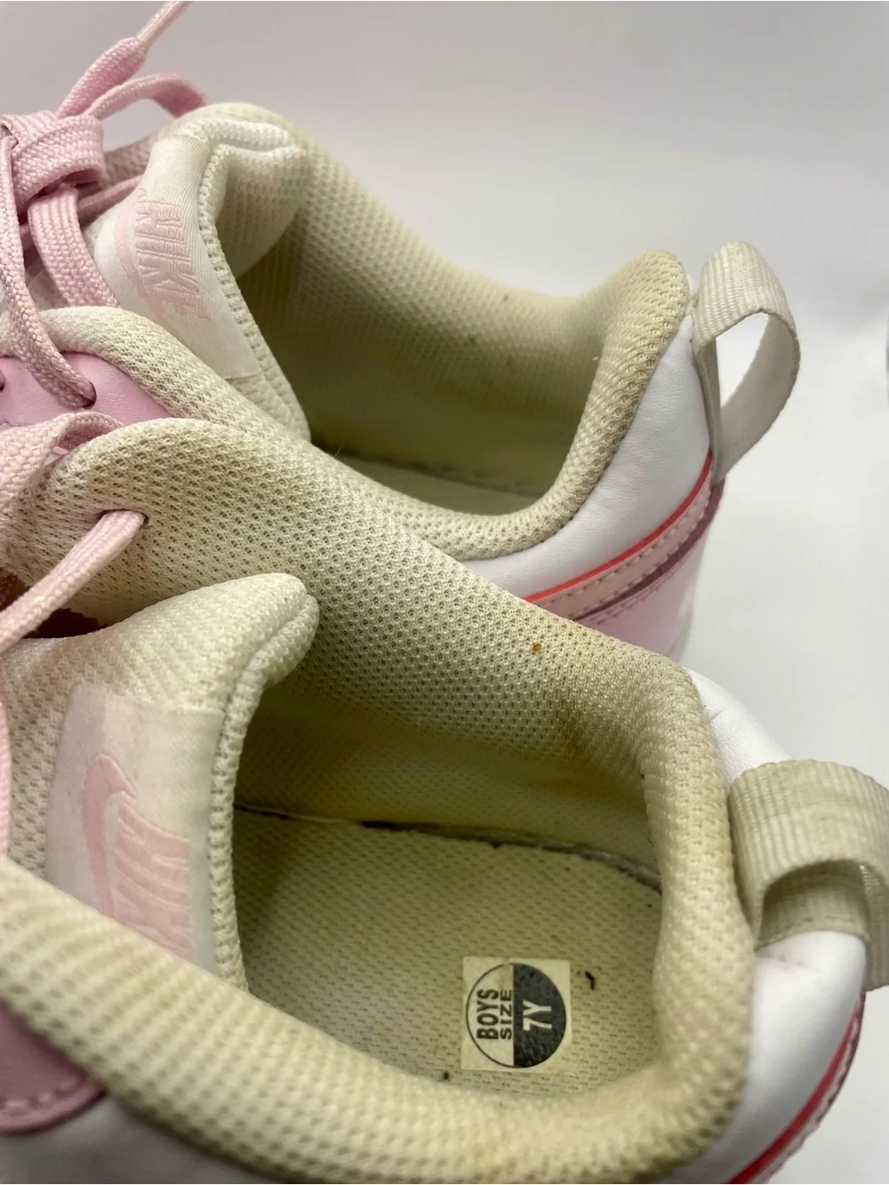(Size 7Y) Nike Court Borough Low 2 SE Girls Sneakers